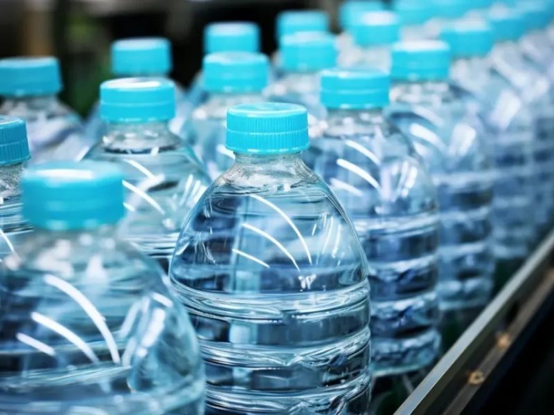 純凈水灌裝生產(chǎn)線選型指南，避開誤區(qū)選對裝備